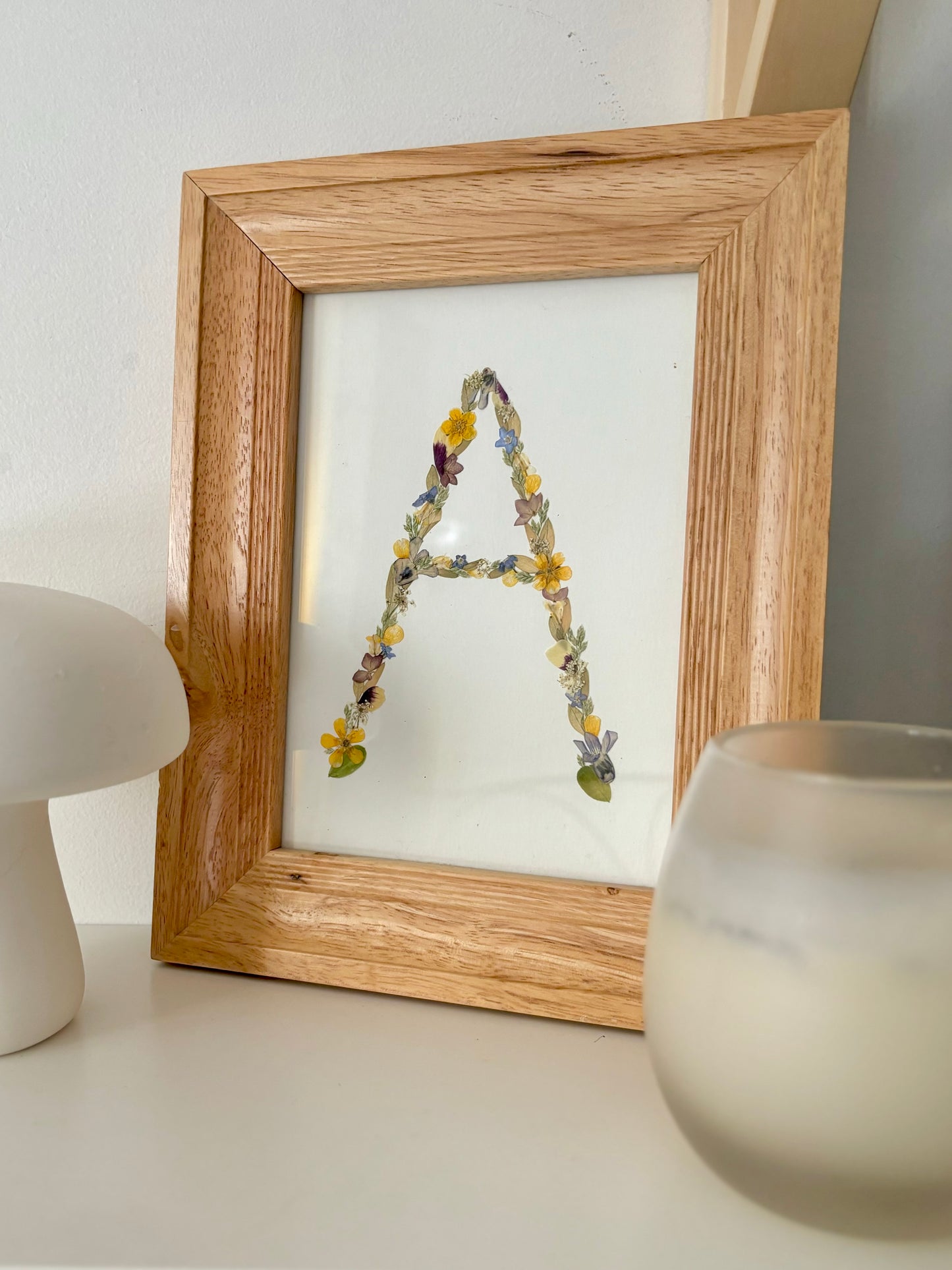 “A” - Cadre de Fleurs Pressées