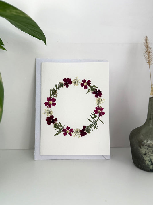 Couronne de Noël #3 - Carte de Voeux de Fleurs Pressées