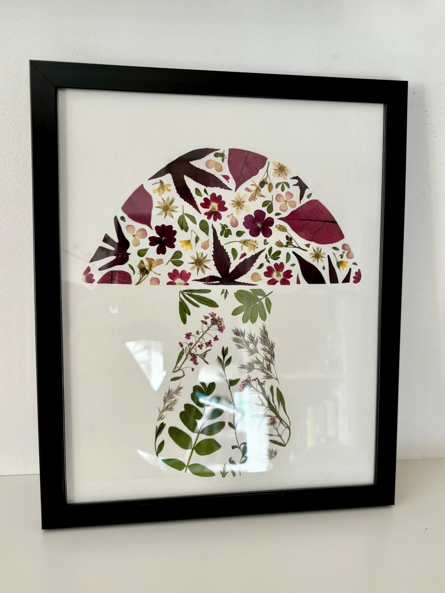 Pressed Flower Frame - Mushroom