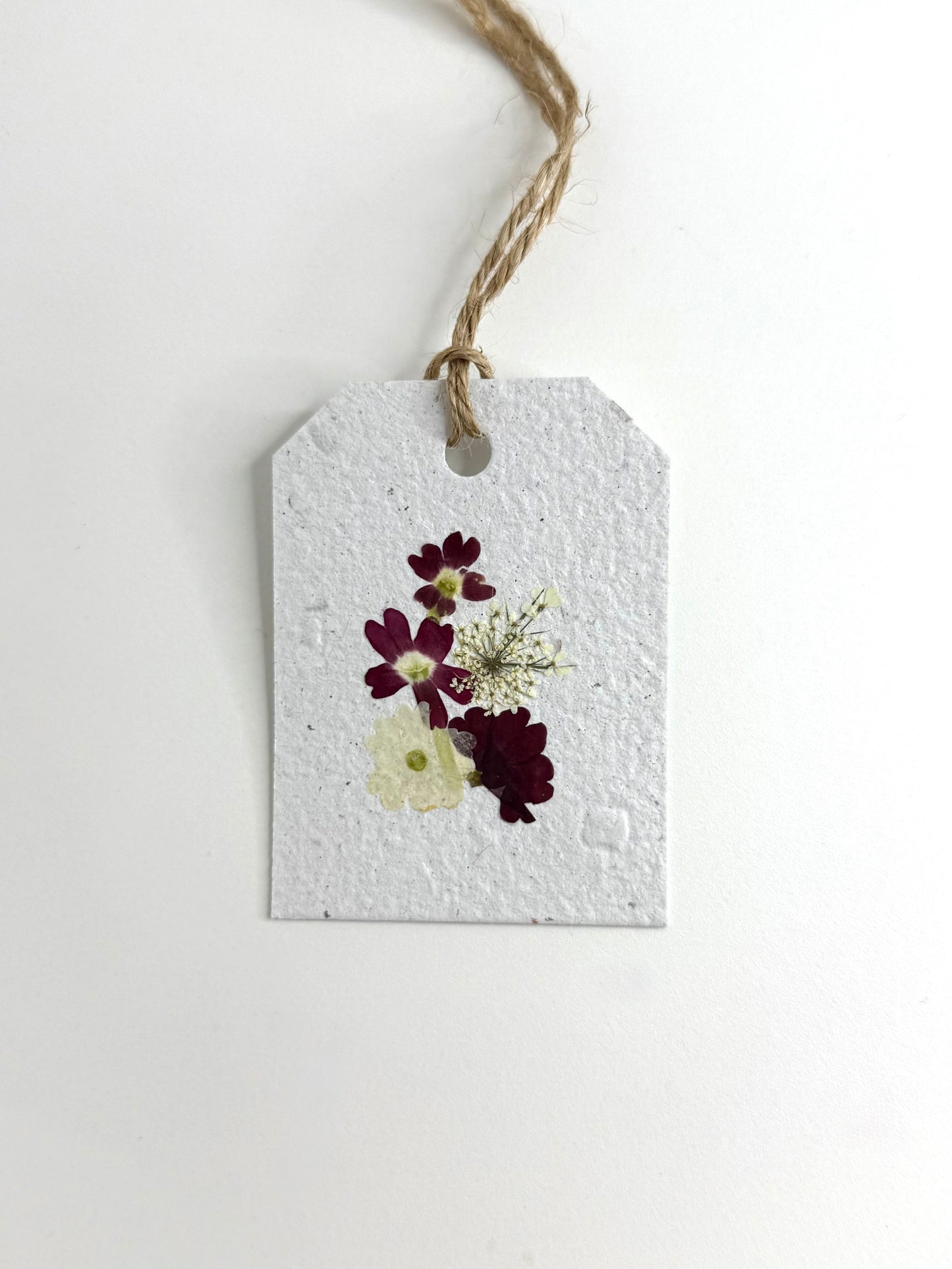 Red Bouquet - Plantable Gift Tag