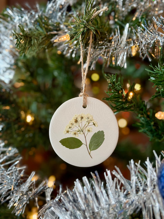 Pressed Flower Ornament - Snow Bouquet